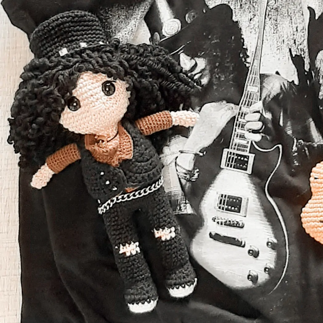 Slash - receita de amigurumi - Imagem 6