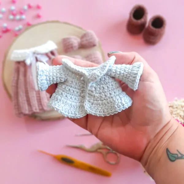 boneca Kaira - receita de amigurumi - Image 5