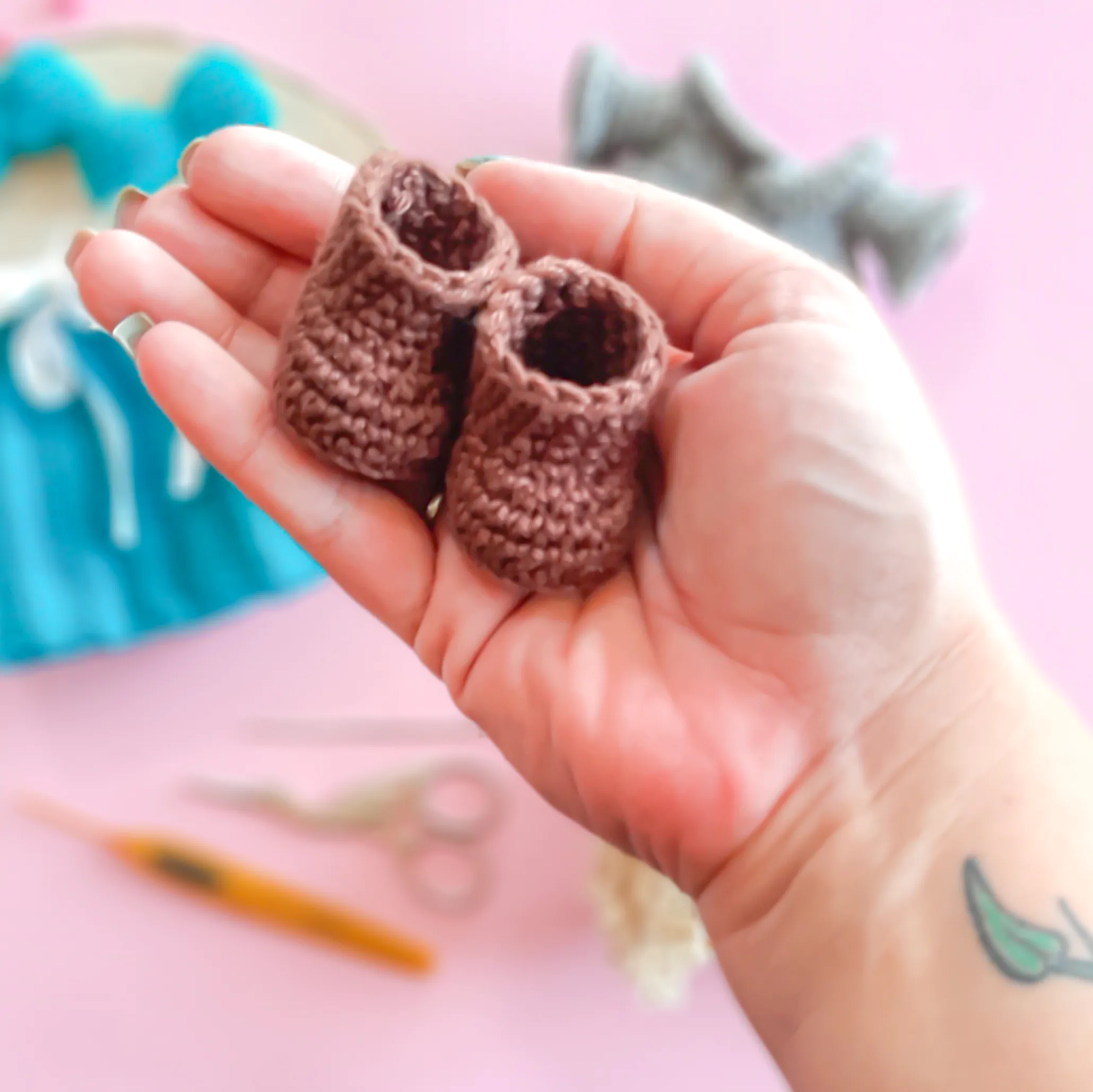 boneca Kaira - receita de amigurumi - Image 7