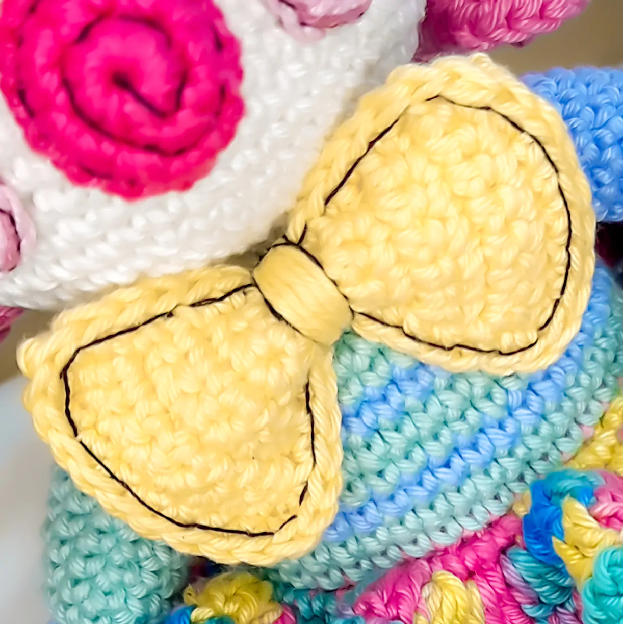 Filipa, a palhacinha - receita de amigurumi - Imagem 5