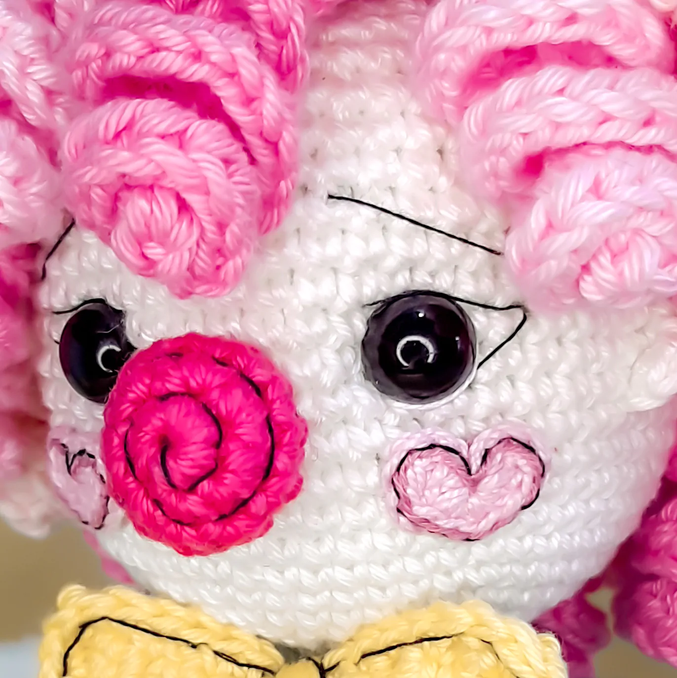 Filipa, a palhacinha - receita de amigurumi - Imagem 7