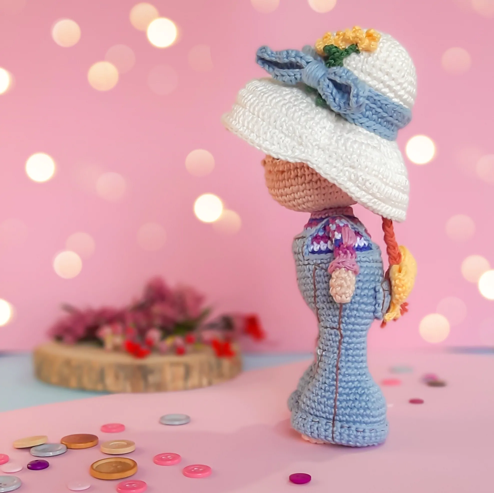 Sarah Jardineira - receita de amigurumi - Imagem 3