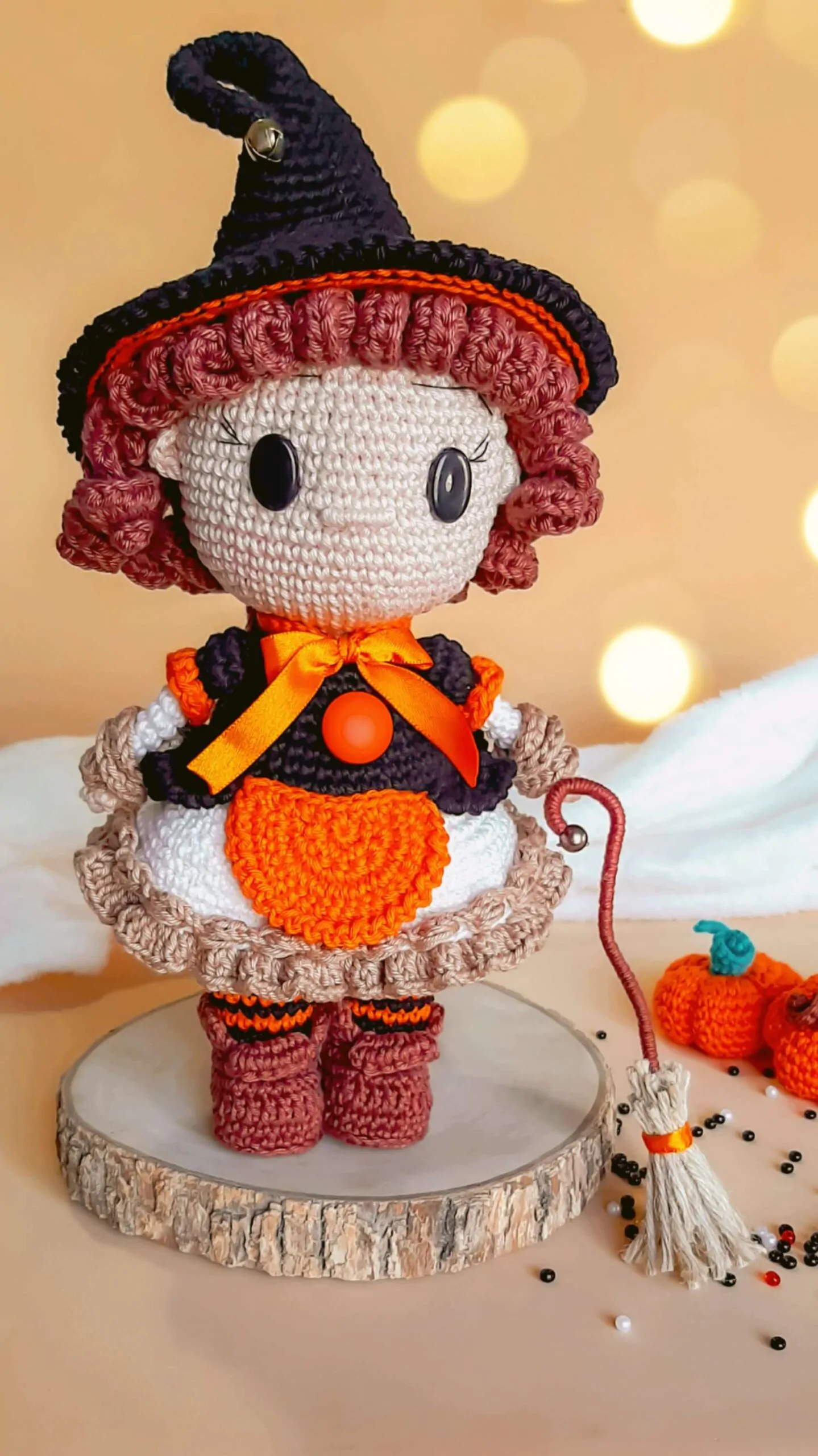 Theodora, a bruxinha - receita de amigurumi - Imagem 3