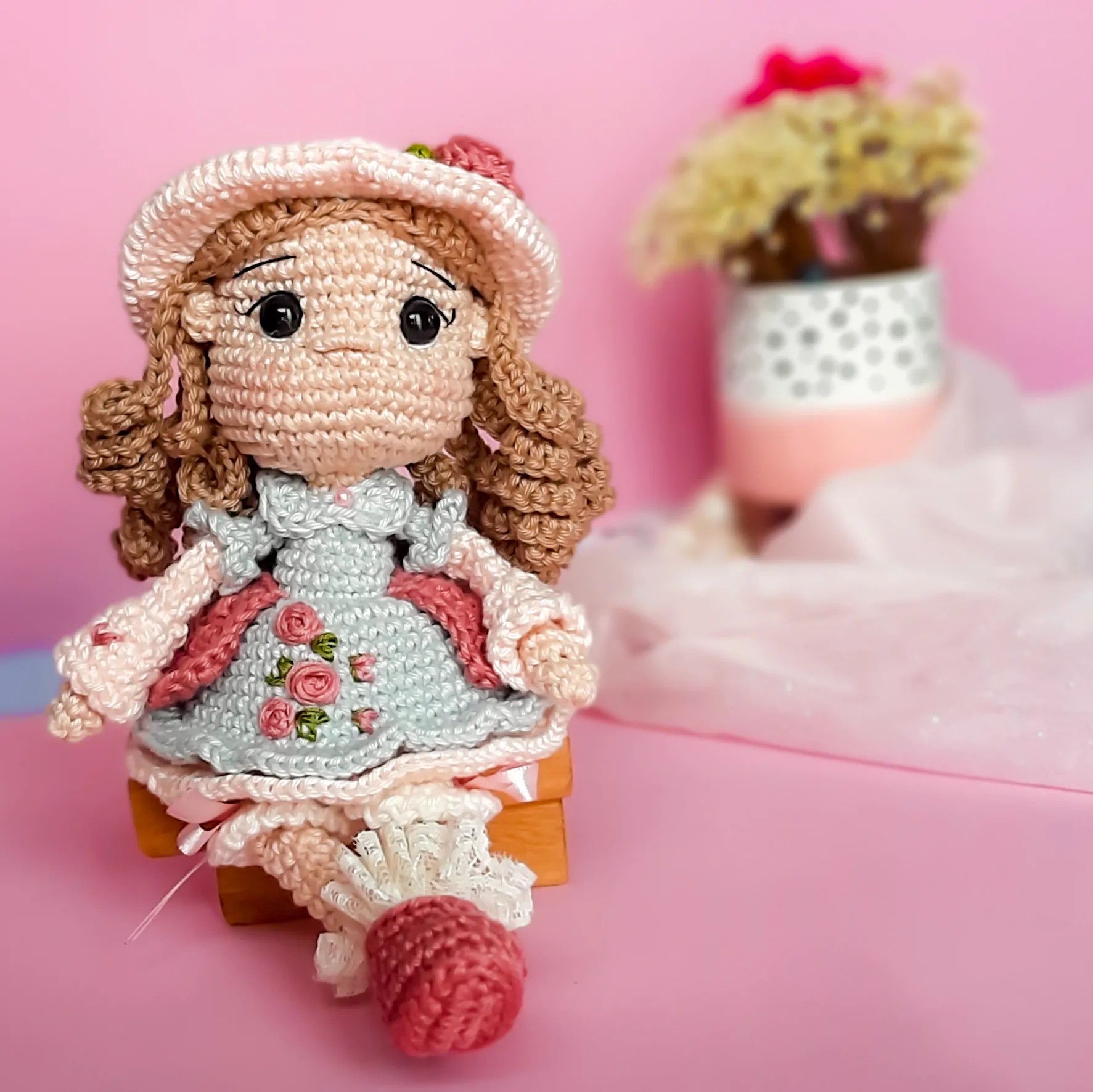 boneca Dalila - receita de amigurumi - Imagem 4