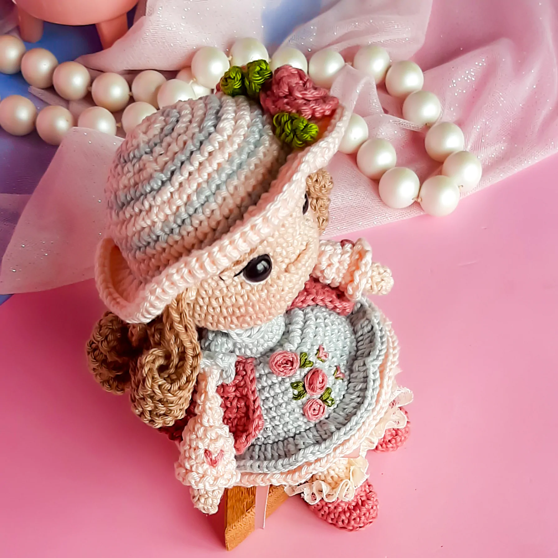 boneca Dalila - receita de amigurumi - Imagem 5