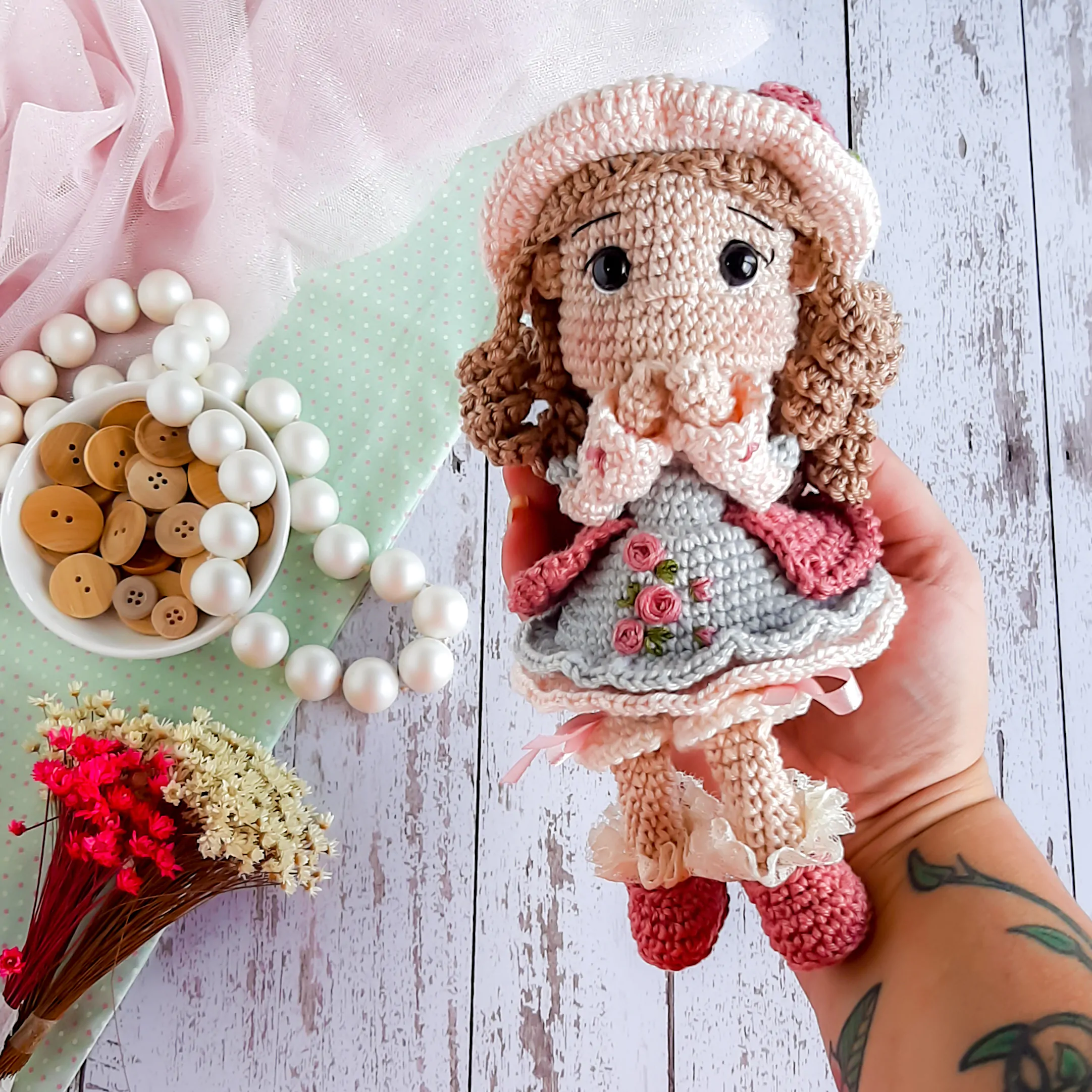 boneca Dalila - receita de amigurumi - Imagem 10