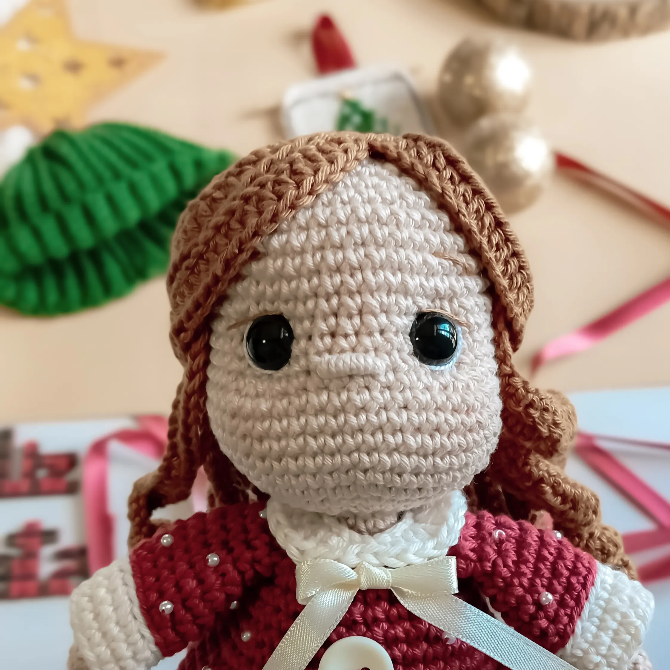 Nina, a boneca natalina - receita de amigurumi - Imagem 5
